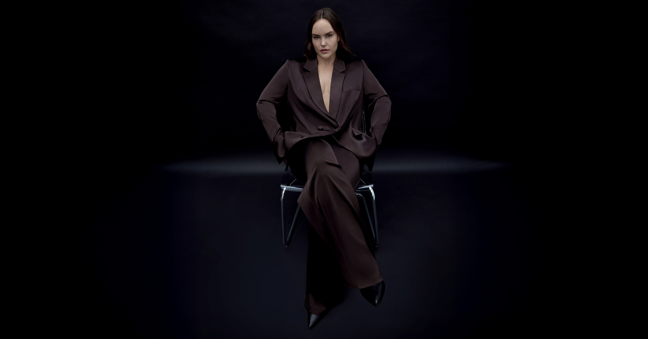 CCAU25AWBLACKSocial8_1_1_1_1_1